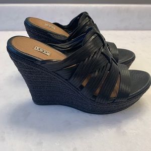 UGG Melinda Wedge Sandals Black size 6